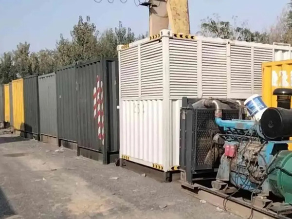 寿阳200KW柴油发电机机组每小时油耗是多少?